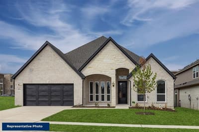 608 S Hidden Lakes Drive, DeSoto TX 75115