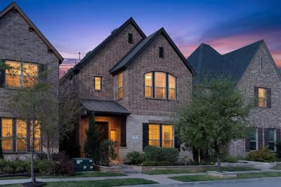 580 Courtyard Lane, Irving TX 75039 - Photo 3