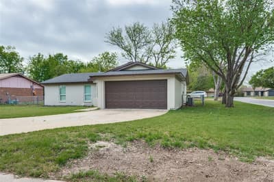 1600 Briar Run, Benbrook TX 76126