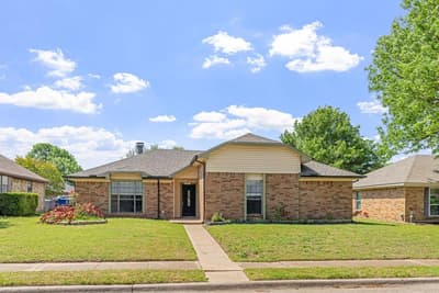 1304 Petunia Drive, Allen TX 75002