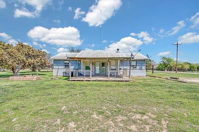 105 County Road 3590, China Spring TX 76633