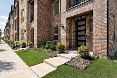 300 Colusa Drive, Lewisville TX 75056