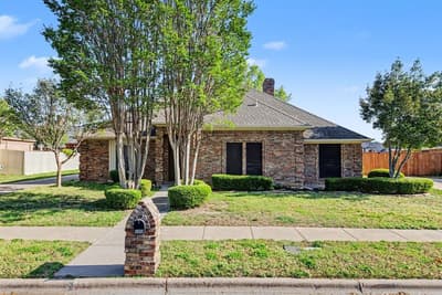 505 Springhill Drive, Hurst TX 76054