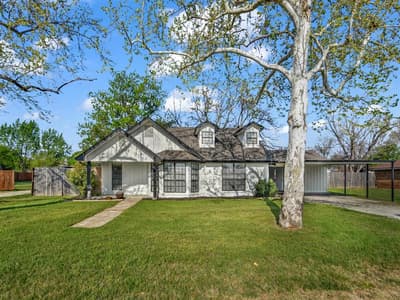 305 Gandy Street, Lipan TX 76462