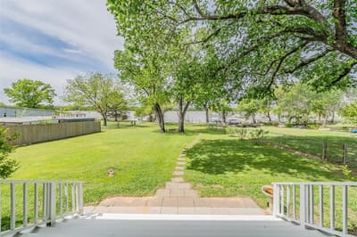 393 County Road 4874, Newark TX 76071