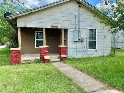 2200 Avenue C, Brownwood TX 76801
