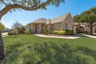 7301 Summer Glen Drive, McKinney TX 75072 - Photo 4