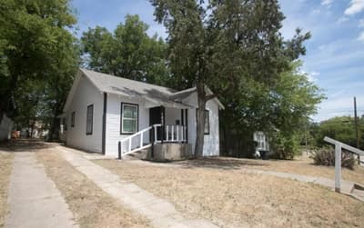 1527 Padgitt Avenue, Dallas TX 75203