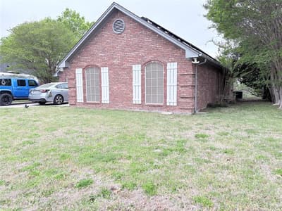 1200 Oak Tree Lane, Weatherford TX 76086 - Photo 4