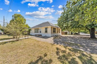 401 Powers Street, Lacy Lakeview TX 76705