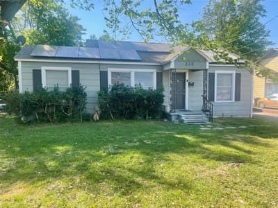 220 Ponder Street, Sulphur Springs TX 75482