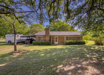 501 W Washington Avenue, Whitney TX 76692