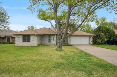 63 Robins Nest Drive, Hickory Creek TX 75065