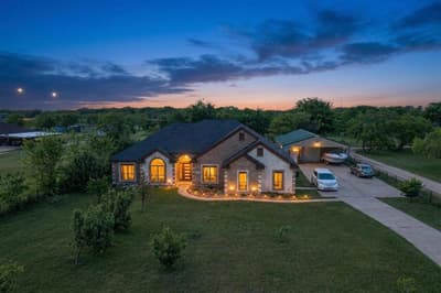 9807 Silver Creek Drive, Scurry TX 75158