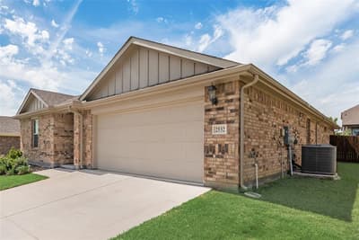 2532 Ponca Drive, Fort Worth TX 76179 - Photo 2