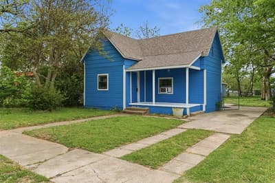 127 E Walker Street, Denison TX 75021