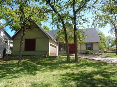 110 Pawnee Trail, Lake Kiowa TX 76240