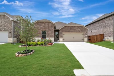 148 Summer Rain Way, Newark TX 76071