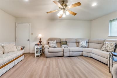 1513 Silverleaf Drive, Carrollton TX 75007 - Photo 5