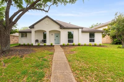 813 Creek Valley Road, Mesquite TX 75181