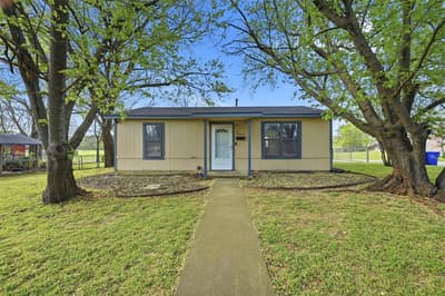 600 E South Street, Whitesboro TX 76273