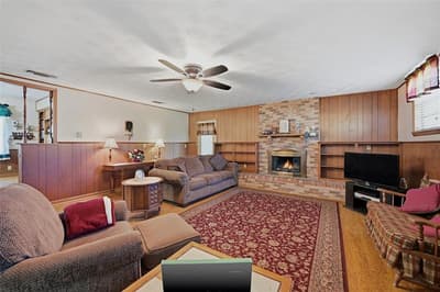 619 W Hayes Street, Savoy TX 75479 - Photo 5