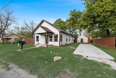 1014 Trinity Street, Cleburne TX 76031 - Photo 3
