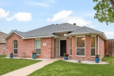 7401 Airline Drive, Rowlett TX 75089