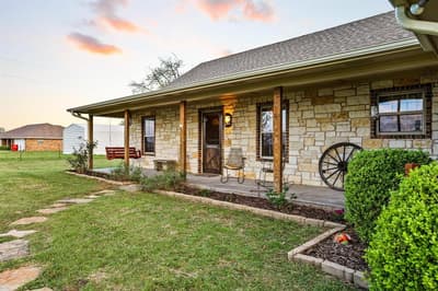 420 County Road 4825, Leonard TX 75452