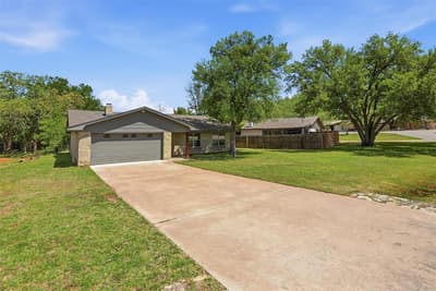 6106 Laredo Court, Granbury TX 76049 - Photo 4