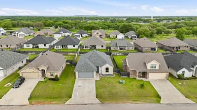 3312 Arrow Creek Drive, Granbury TX 76049 - Photo 2