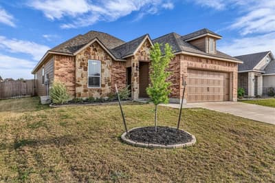 7008 Llano Drive, China Spring TX 76633
