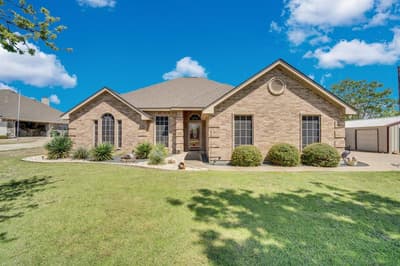 904 Martin, Italy TX 76651