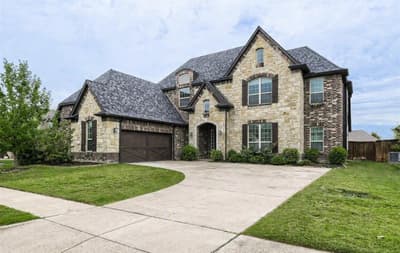 138 Fairweather Drive, Burleson TX 76028 - Photo 2