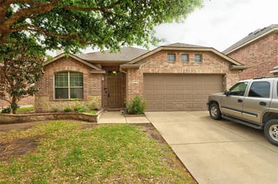 1913 Hidden Fairway Drive, Wylie TX 75098 - Photo 2