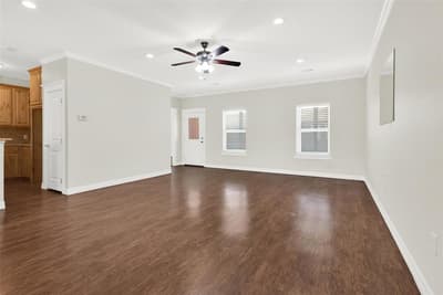 105 Ashlyn Court, Whitesboro TX 76273 - Photo 2