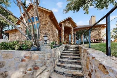 2806 Sausalito Drive, Carrollton TX 75007 - Photo 2