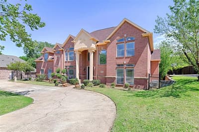 2435 Valley View Drive, Cedar Hill TX 75104 - Photo 2