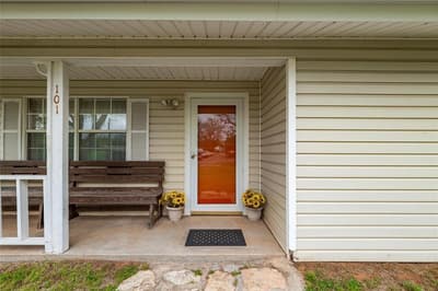 101 S Frio Court, Weatherford TX 76087 - Photo 2
