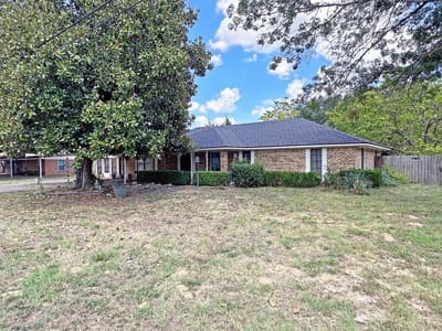 2307 Crystal Drive, Athens TX 75751