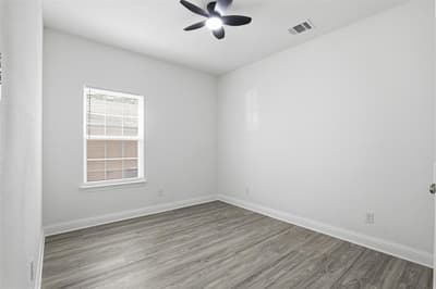 2611 Hunting Drive, Fort Worth TX 76119 - Photo 5