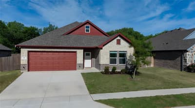 405 Titus Drive, Springtown TX 76082