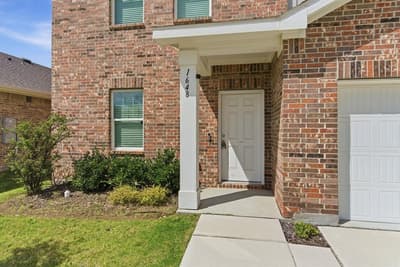 1648 Hossler Trail, Fort Worth TX 76052 - Photo 3