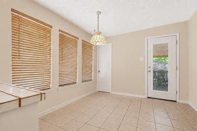 8240 Forest Ridge Drive, Woodway TX 76712 - Photo 5