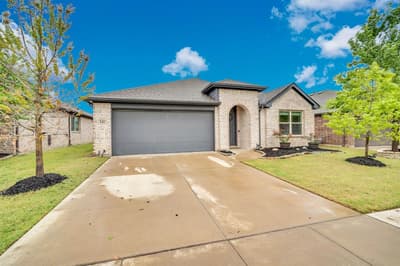241 White Tail Lane, Alvarado TX 76009 - Photo 2