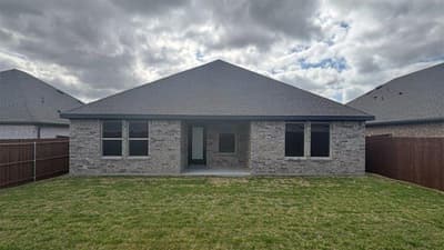 1006 Barton Drive, Ennis TX 75119 - Photo 3