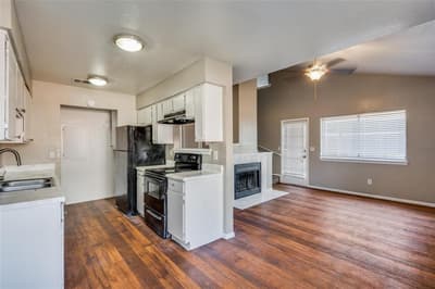 1122 Millview # 701, Arlington TX 76012 - Photo 2