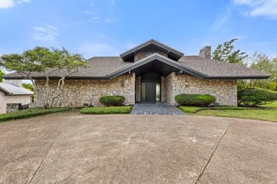 1188 Windwood Lane, Woodway TX 76712