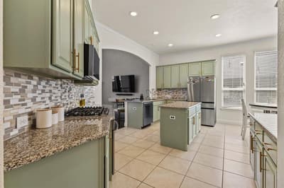 417 Burberry, Grand Prairie TX 75052 - Photo 5