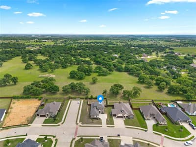 2501 Bunker Hill Drive, Burleson TX 76028 - Photo 2